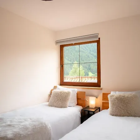 Haus Arlberg Ferienhaus *